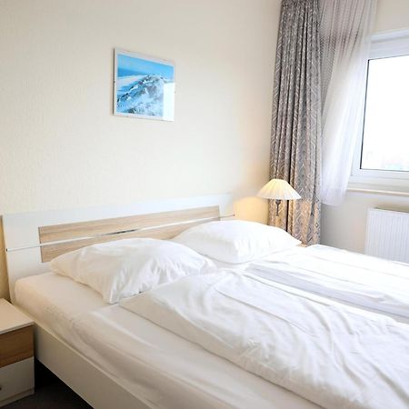 Gemuetliches 2-Zimmer-Appartement Mit Balkon. ヴェスターラント エクステリア 写真