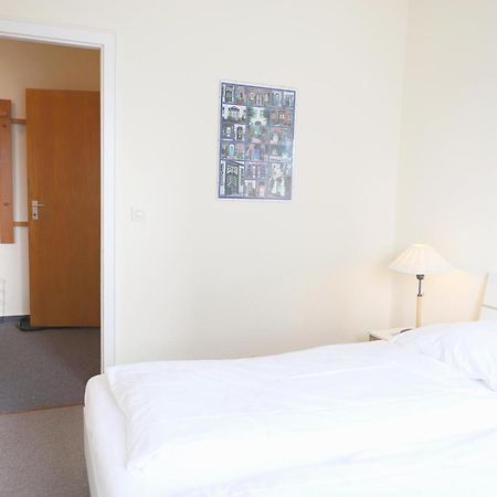 Gemuetliches 2-Zimmer-Appartement Mit Balkon. ヴェスターラント エクステリア 写真