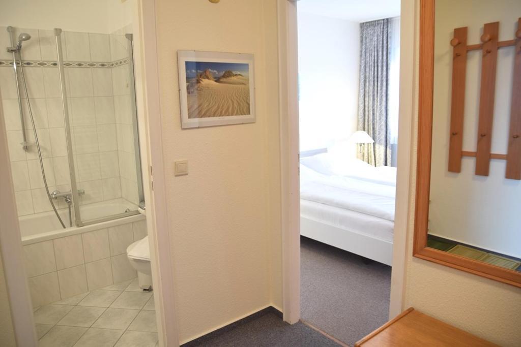 Gemuetliches 2-Zimmer-Appartement Mit Balkon. ヴェスターラント エクステリア 写真
