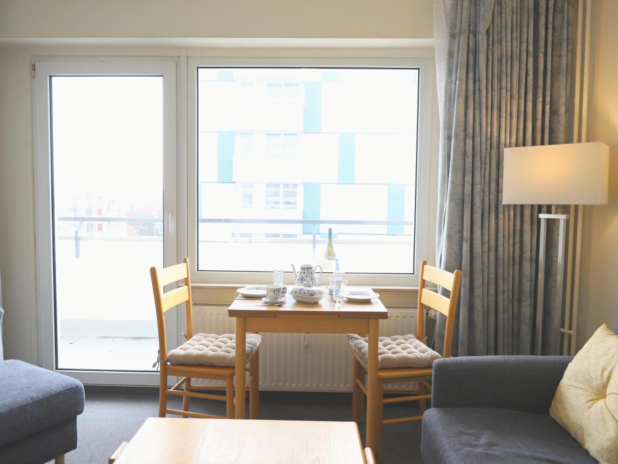Gemuetliches 2-Zimmer-Appartement Mit Balkon. ヴェスターラント エクステリア 写真