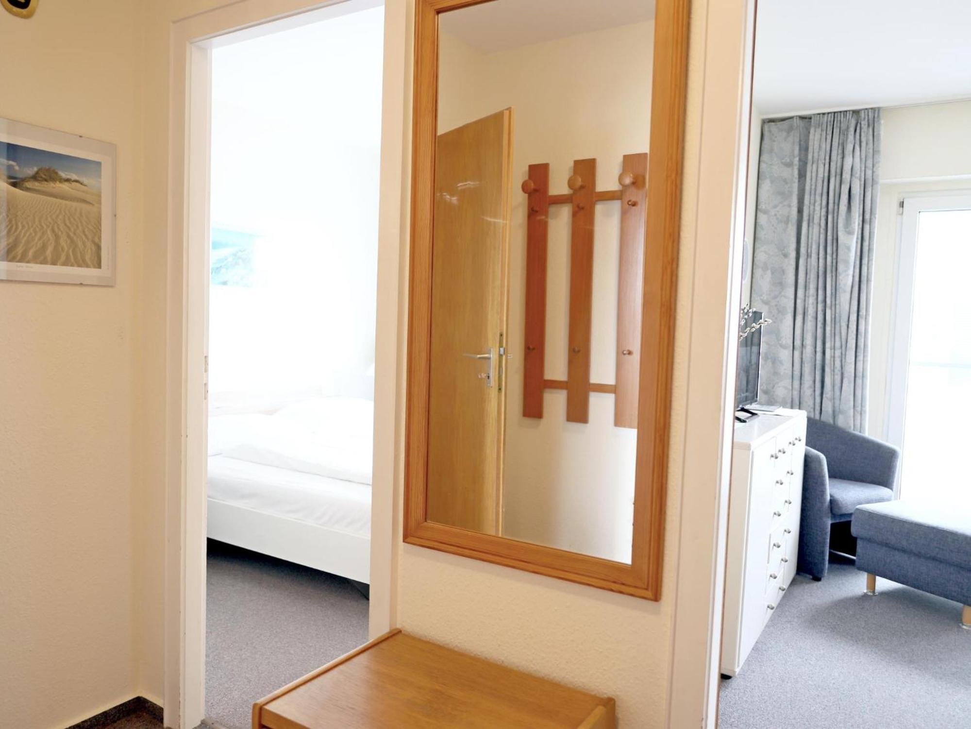 Gemuetliches 2-Zimmer-Appartement Mit Balkon. ヴェスターラント エクステリア 写真